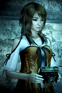 FFV Yuri Holding Camera Obscura.png